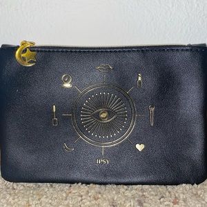 Brand: IPSY. Color: Black and gold.